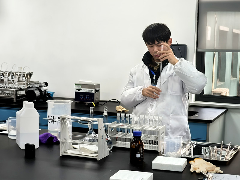 8-添加比色所需试剂_副本.jpg